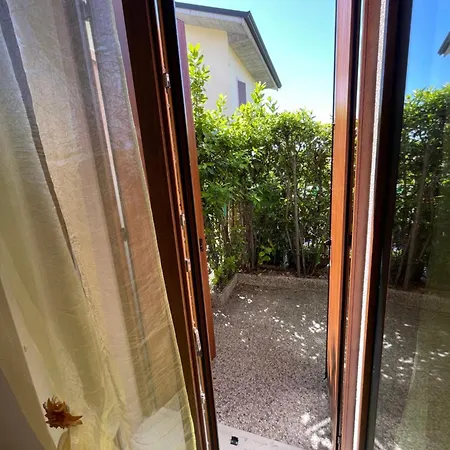 アパート Casa Lilly ブッソレンゴ